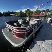 2024 Bennington 188SVF Narrow Beam - Rossa Red